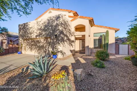 1090 W Possum Creek Ln, Oro Valley, AZ 85737