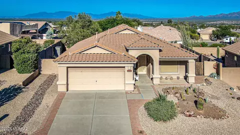 1570 N Rio La Junta, Green Valley, AZ 85614