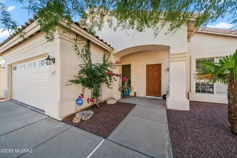 5209 N Windriver Pl, Tucson, AZ 85750