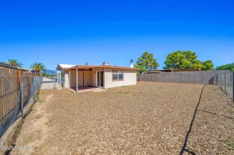 Exterior - 7002 E 45th St, Tucson, AZ 85730 photo 2 of 3