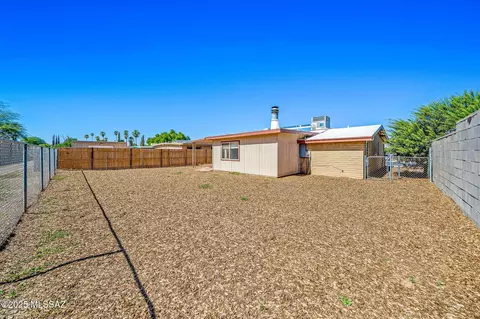 Exterior - 7002 E 45th St, Tucson, AZ 85730 photo 3 of 3