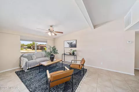 Living - 7002 E 45th St, Tucson, AZ 85730 photo 2 of 5