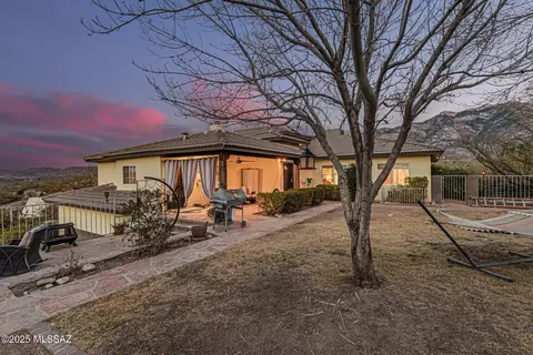 15850 N Razorback Ridge Trl, Tucson, AZ 85739