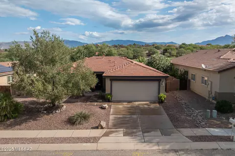 13571 E Diablo Creek Dr, Vail, AZ 85641