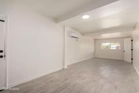 7310 E 28th St, Tucson, AZ 85710 photo 6
