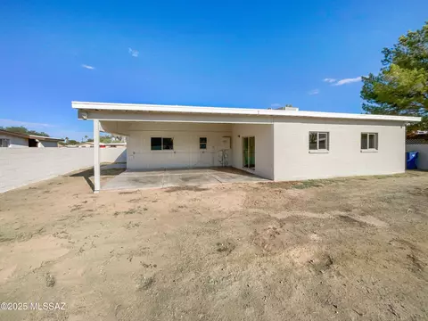 Exterior - 8558 E Ruby Dr, Tucson, AZ 85730 photo 1 of 2