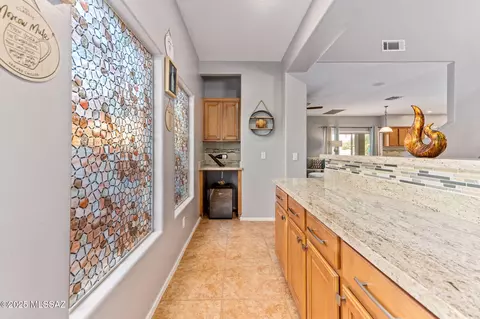 Kitchen - 17377 S Indigo Mesa Pass, Vail, AZ 85641 photo 1 of 3
