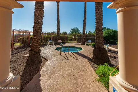 Exterior - 3673 W Thundercloud Loop, Tucson, AZ 85742 photo 10 of 11