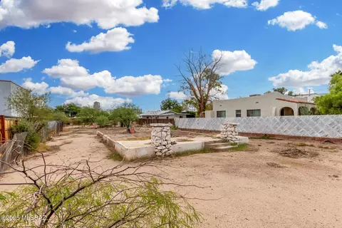 32 N Linda Ave, Tucson, AZ 85745