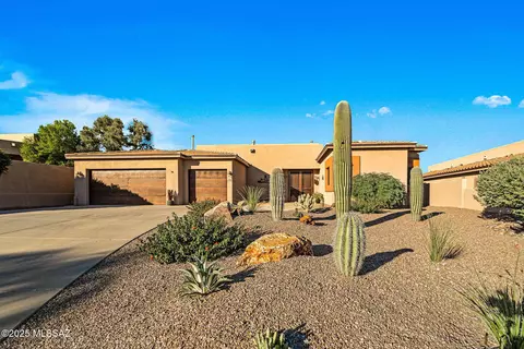 700 W Regulation Pl, Oro Valley, AZ 85755