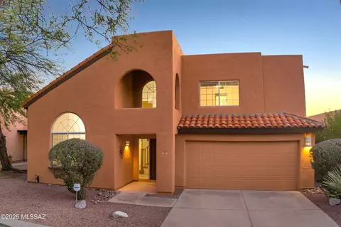 6590 E Ghost Flower Dr, Tucson, AZ 85750