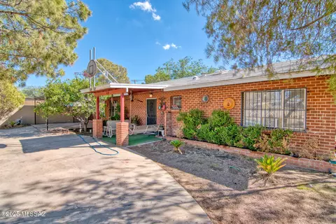 1257 W Navajo St, Tucson, AZ 85705
