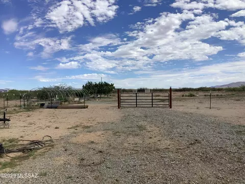 Exterior - 150 E Saddle Dr, Willcox, AZ 85643 photo 11 of 14
