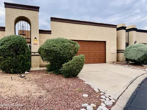 4825 W Matilda Dr, Tucson, AZ 85742