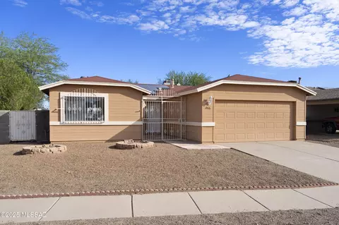 1866 W Holland Dr, Tucson, AZ 85746