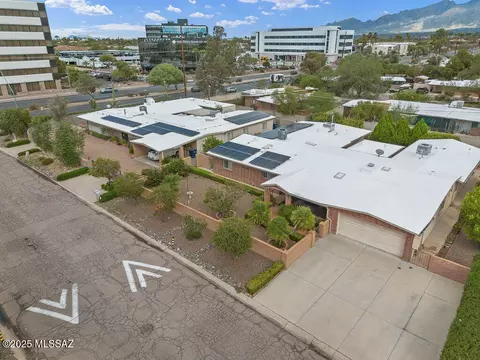 6301 E Calle De San Alberto, Tucson, AZ 85710