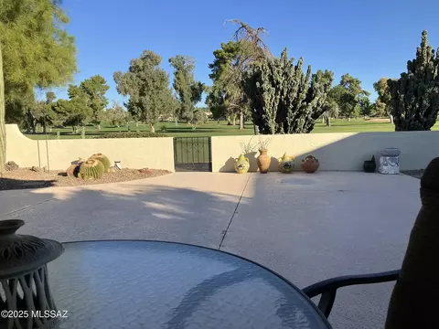 2542 W Casas Drive Dr, Tucson, AZ 85742
