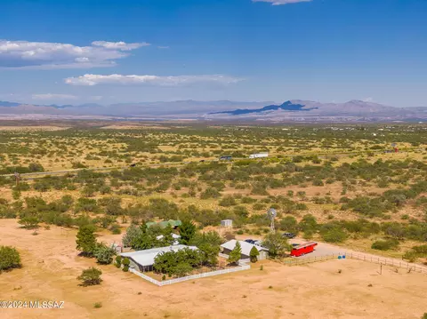 2980 W Williams Rd, Benson, AZ 85602