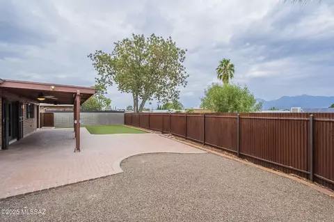 Exterior - 8981 E 3rd St, Tucson, AZ 85710 photo 5 of 7