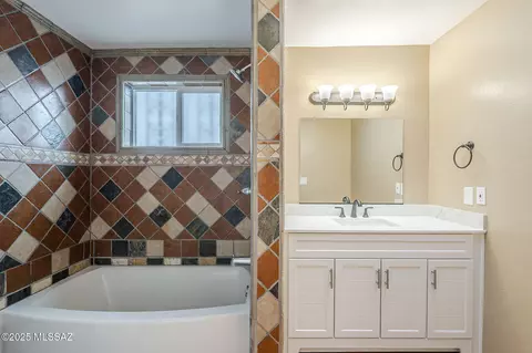 Bath - 8981 E 3rd St, Tucson, AZ 85710 photo 2 of 3