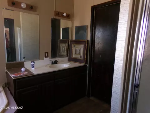 2937 W Torres Ln, Willcox, AZ 85643 photo 8