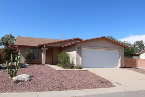 4724 W Daphne Ln, Tucson, AZ 85742
