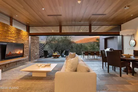 5000 E Via Estancia Miraval #9, Tucson, AZ 85739