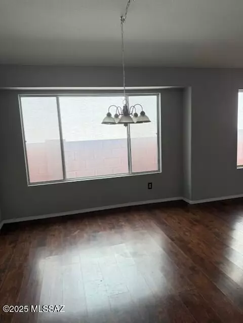 8740 N Lacerta Ln, Tucson, AZ 85742