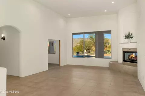 Living - 14581 E Circle L Ranch Pl, Vail, AZ 85641 photo 2 of 7