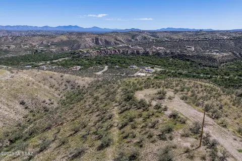 1403 Fernando Ct, Rio Rico, AZ 85648