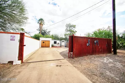 Exterior - 2802 Elm St, Tucson, AZ 85716 photo 19 of 20