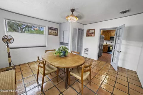 Dining - 2802 Elm St, Tucson, AZ 85716 photo 3 of 4