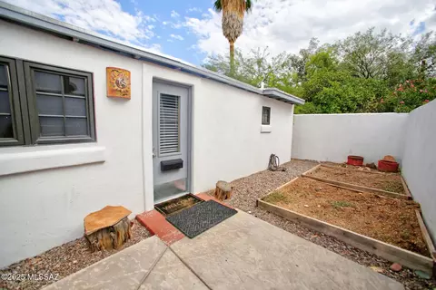 Exterior - 2802 Elm St, Tucson, AZ 85716 photo 4 of 20
