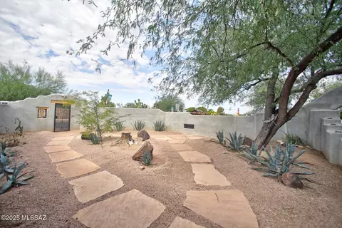 Exterior - 2802 Elm St, Tucson, AZ 85716 photo 7 of 20
