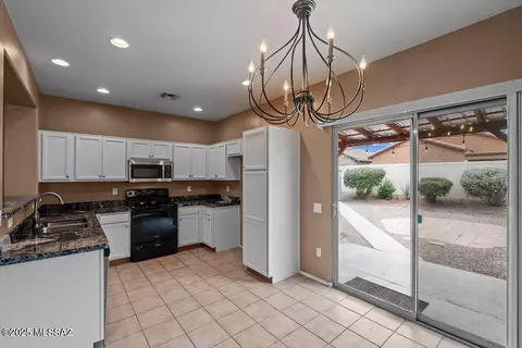 Kitchen - 21171 E Frontier Rd, Red Rock, AZ 85145 photo 1 of 2