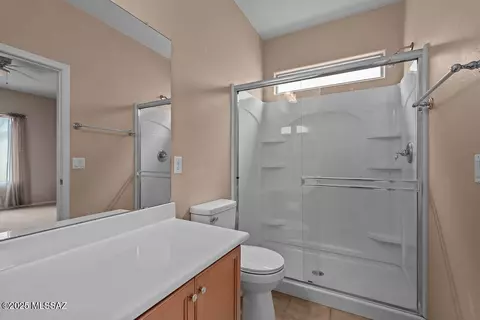 Bath - 21171 E Frontier Rd, Red Rock, AZ 85145 photo 2 of 2