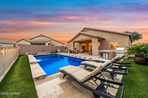 13719 E Kirkwood Pl, Vail, AZ 85641