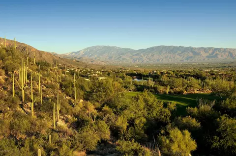 6412 N Desert Wind Cir, Tucson, AZ 85750