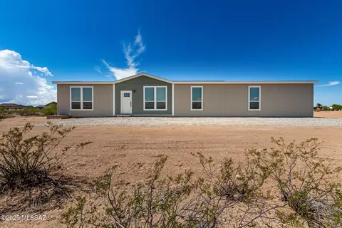 13239 N Derringer Rd, Marana, AZ 85653