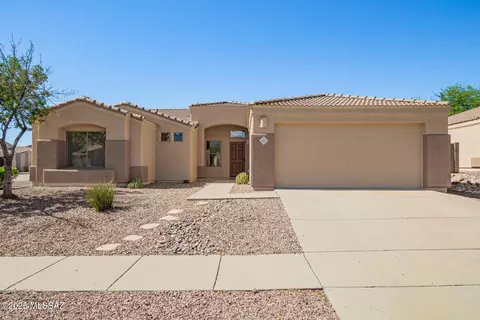 11837 N Crescendo Dr, Oro Valley, AZ 85737
