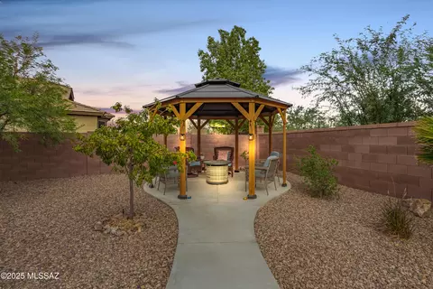 Exterior - 9420 E Adriana Way, Vail, AZ 85641 photo 5 of 11