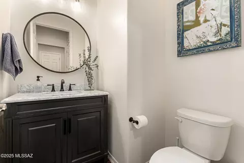Bath - 9420 E Adriana Way, Vail, AZ 85641 photo 4 of 4