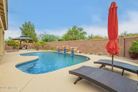 Exterior - 9420 E Adriana Way, Vail, AZ 85641 photo 10 of 11