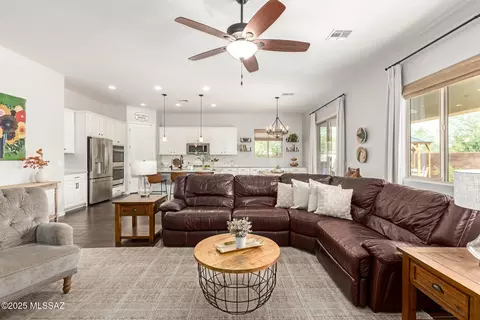 Living - 9420 E Adriana Way, Vail, AZ 85641 photo 3 of 3