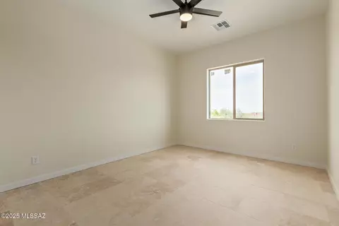 Bedroom - 300 N Vail View Rd, Vail, AZ 85641 photo 3 of 5