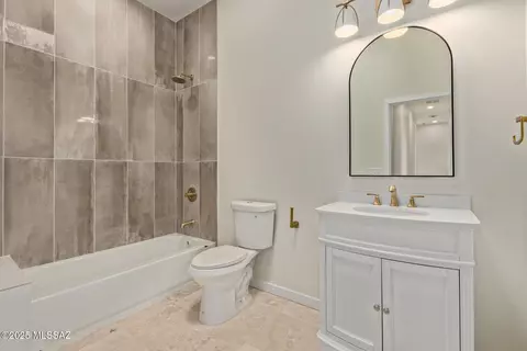 Bath - 300 N Vail View Rd, Vail, AZ 85641 photo 4 of 4