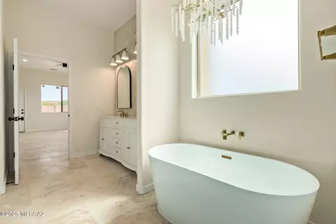 Bath - 300 N Vail View Rd, Vail, AZ 85641 photo 2 of 4