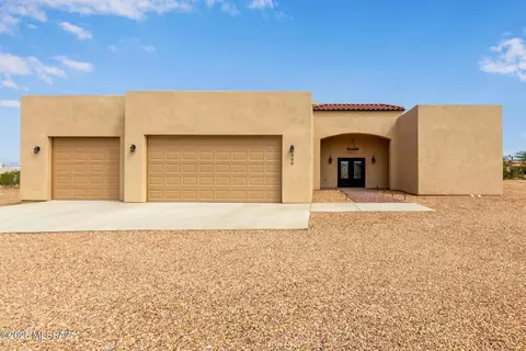 Exterior - 300 N Vail View Rd, Vail, AZ 85641 photo 2 of 8