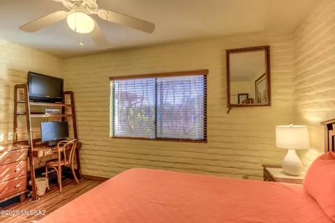 Bedroom - 41 E Mediterranean Dr, Tucson, AZ 85704 photo 6 of 7
