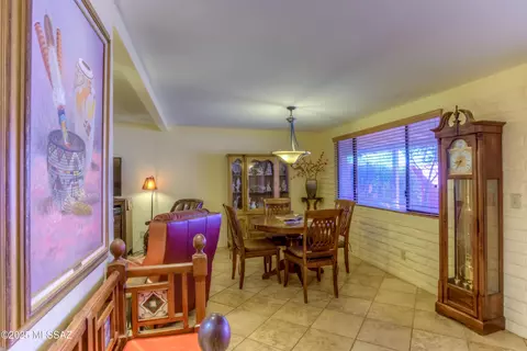 Dining - 41 E Mediterranean Dr, Tucson, AZ 85704 photo 2 of 2